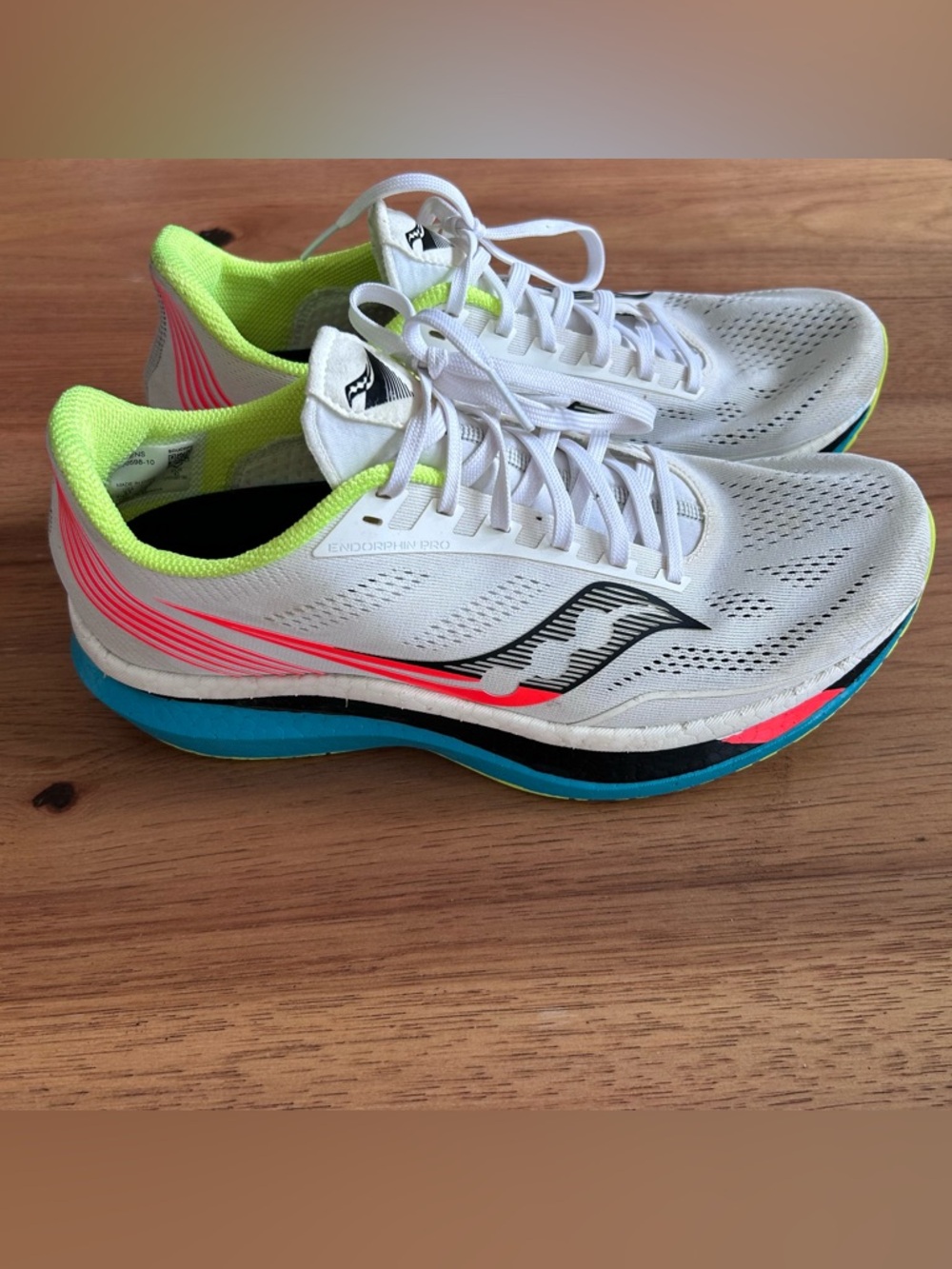 Saucony Endorphin OG 2020 White Mutant Mens 9.5